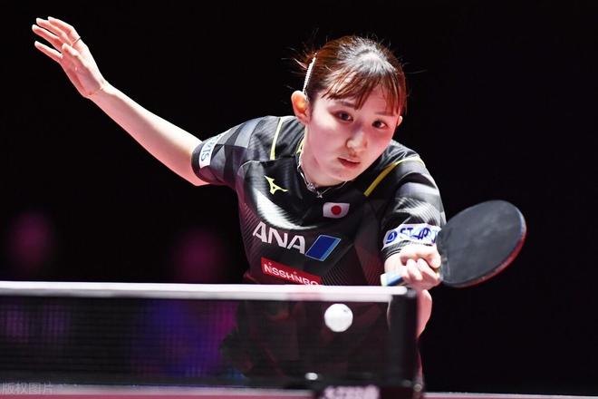 的球队在攻 的球队在攻