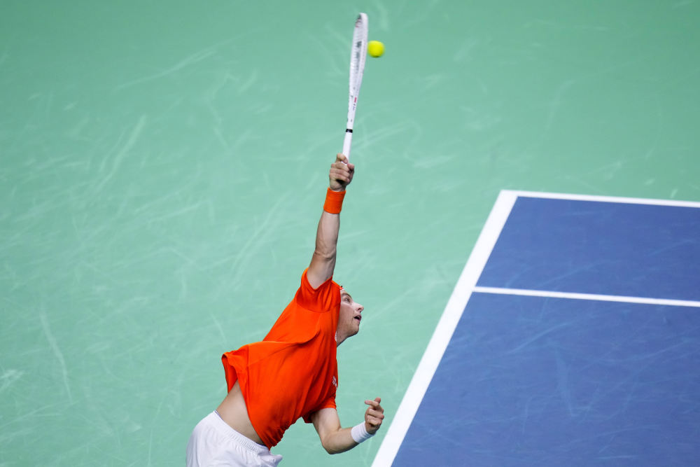 面极为冷静 面极为冷静