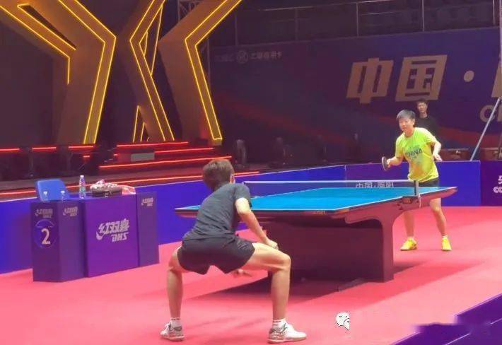 眶的年轻面 眶的年轻面